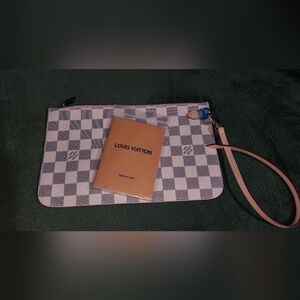 LV Neverfull Clutch